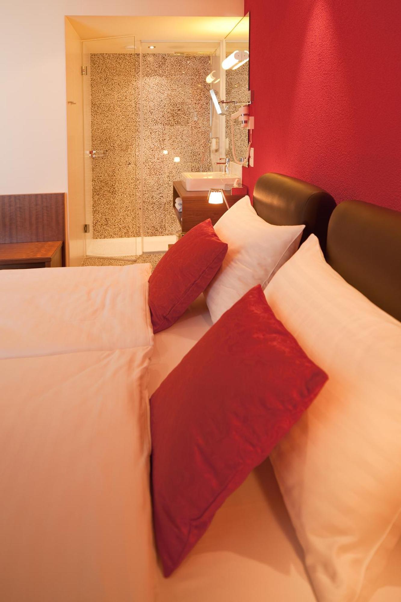 Strandhotel Alte Donau 4* Wenen